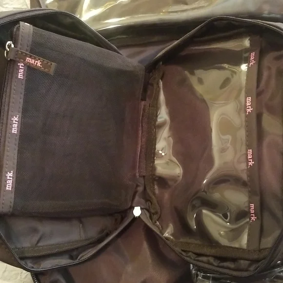 New mark.  Mark up case by Avon - Picture 16 of 16